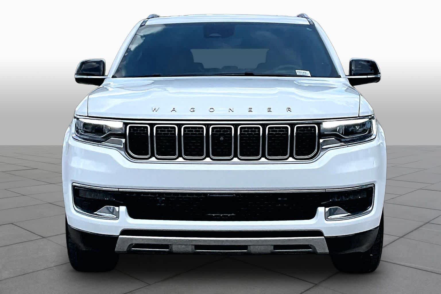 Used 2023 Jeep Wagoneer Series III w/ Convenience Group I AWD/4WD image 5