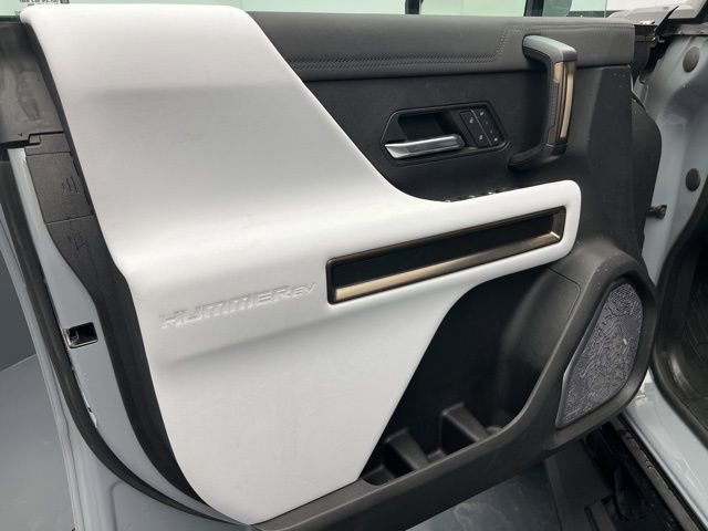 Used 2024 GMC Hummer EV 3X w/ LPO, Sport Package image 10