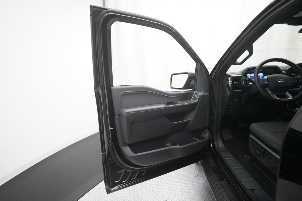 Used 2023 Ford F150 XLT w/ Equipment Group 302A High image 27
