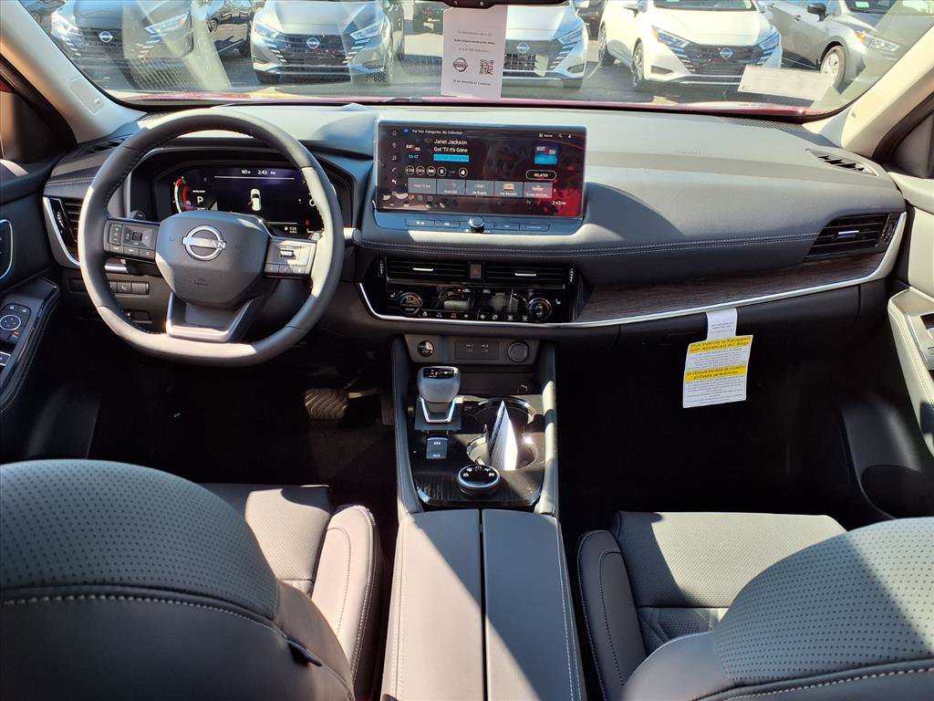 New 2026 Nissan Rogue Platinum image 6