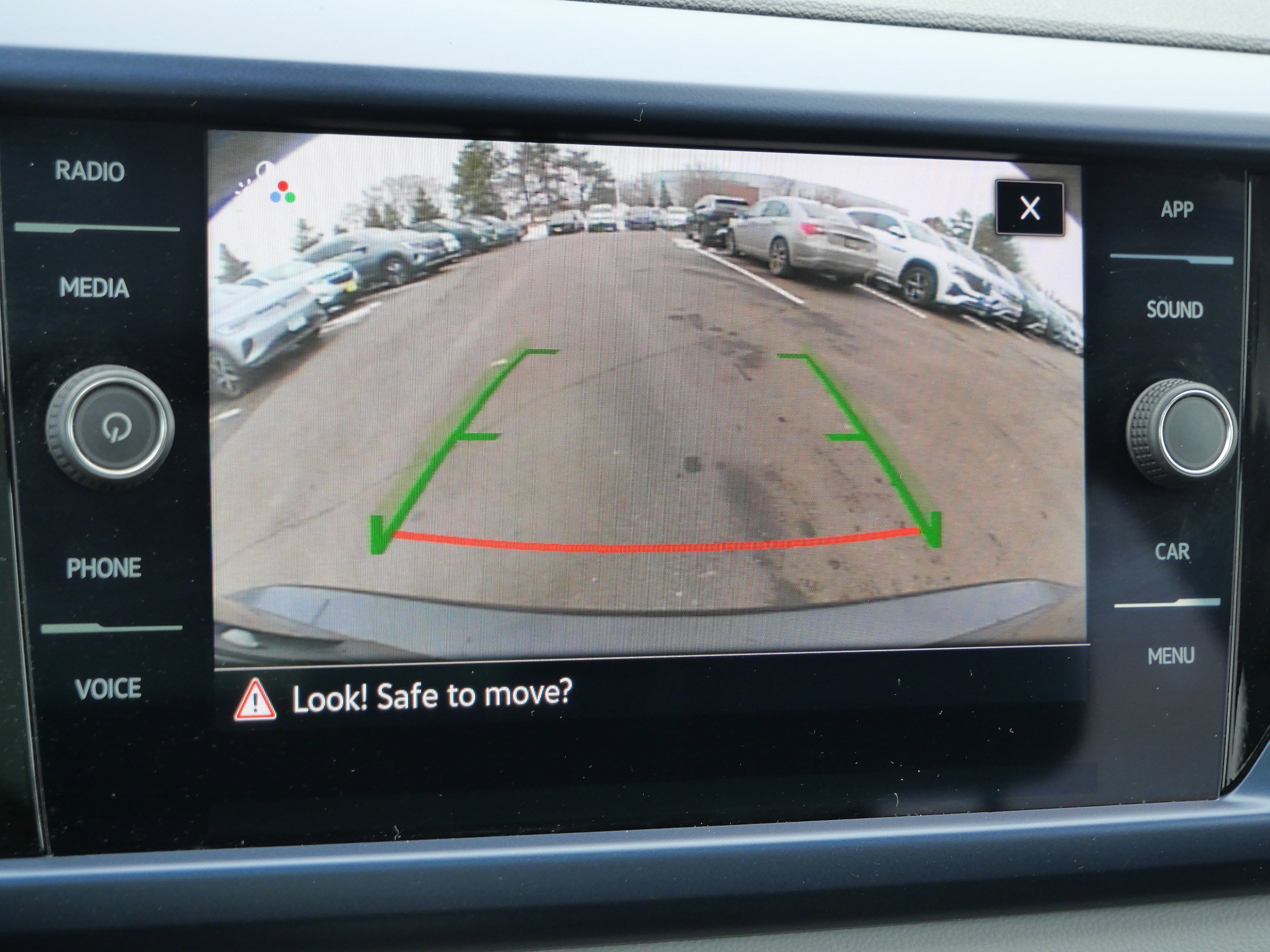 Certified 2023 Volkswagen Taos SE w/ Panoramic Sunroof Package image 35