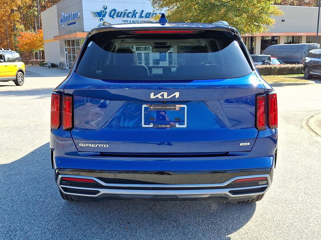 Used 2023 Kia Sorento SX image 5