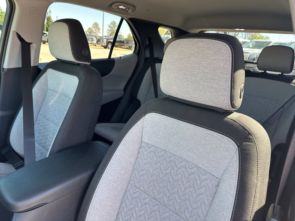 Certified 2024 Chevrolet Equinox LS w/ LS Convenience Package AWD/4WD image 18