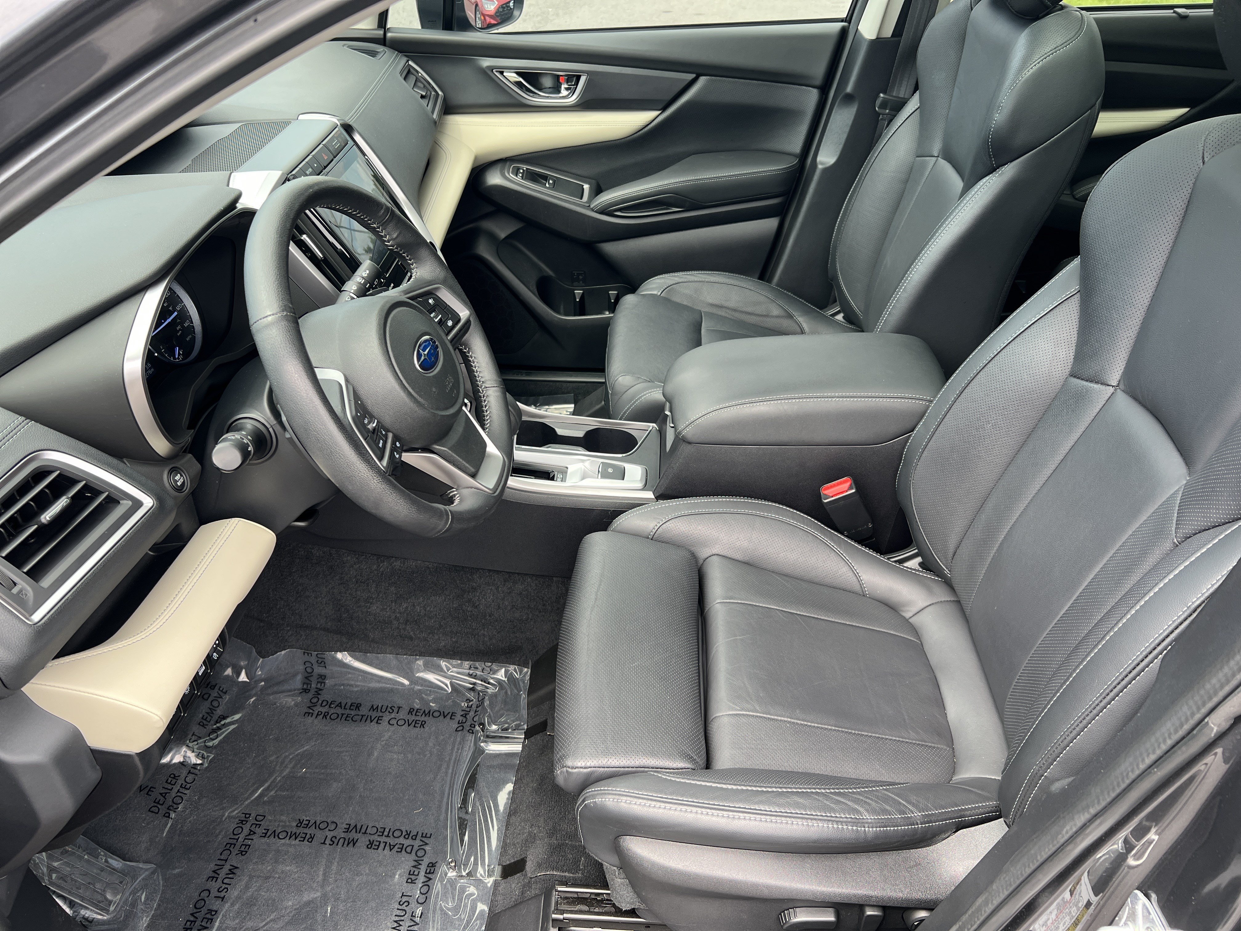 Used 2022 Subaru Ascent Limited w/ Technology Package AWD/4WD image 9