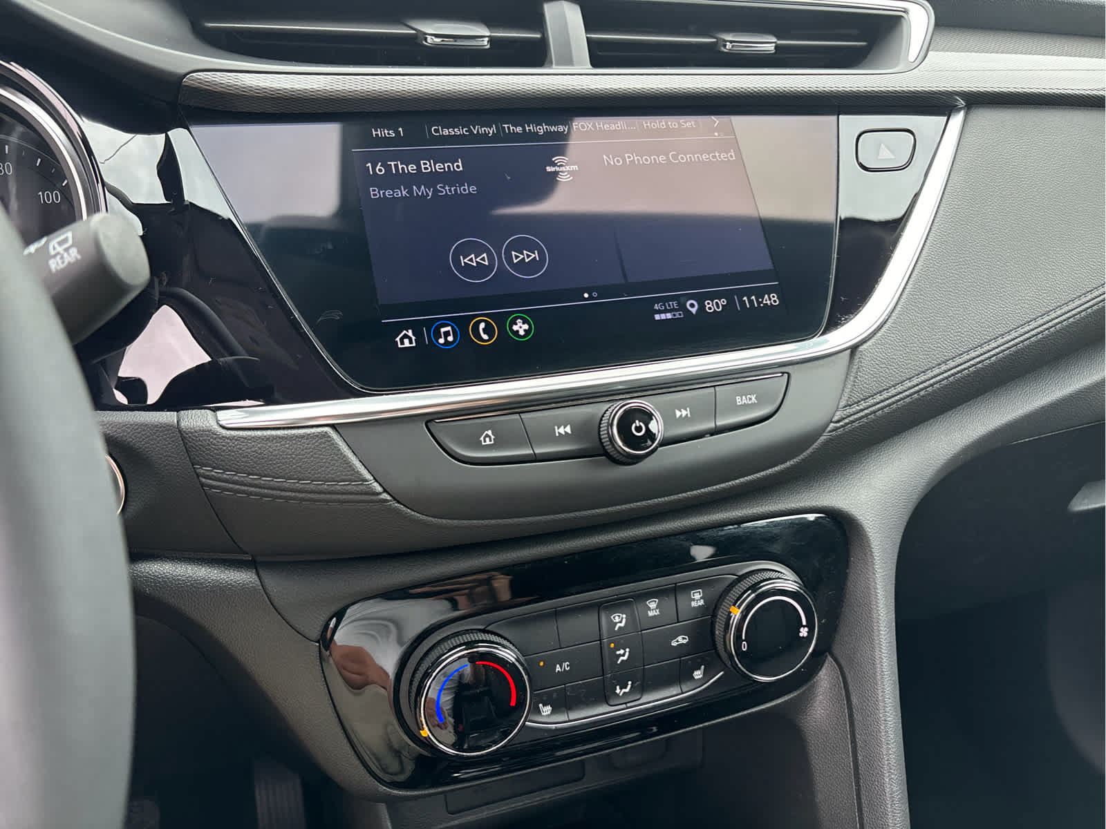 Certified 2023 Buick Encore GX Preferred w/ Cold Weather Comfort Package AWD/4WD image 10