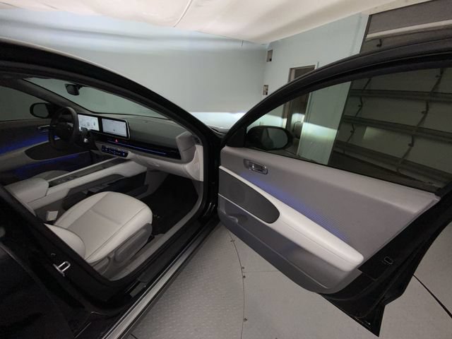 Used 2024 Hyundai Ioniq 6 SEL RWD image 23