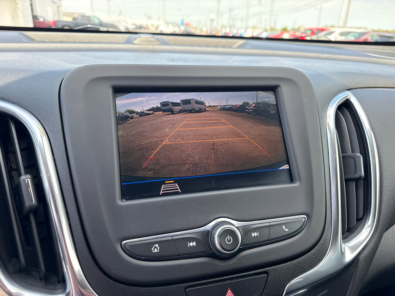 Used 2020 Chevrolet Equinox LT AWD/4WD image 19