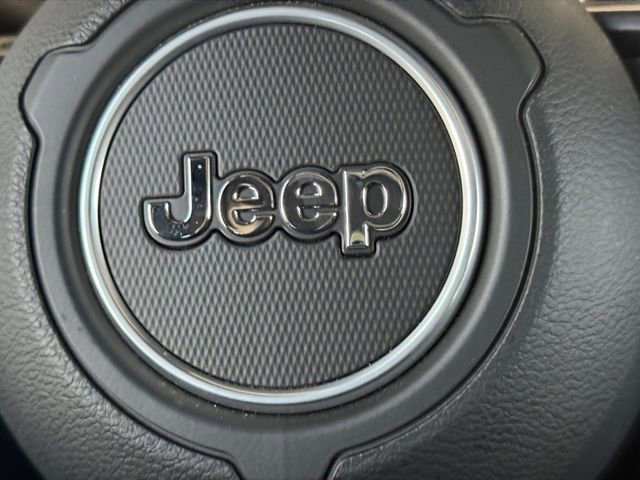 Used 2025 Jeep Wrangler Unlimited Rubicon 392 AWD/4WD image 5