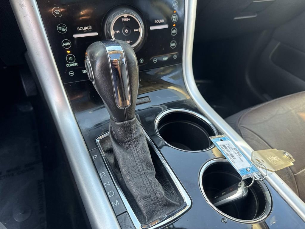 Used 2011 Ford Edge Limited w/ 302A Rapid Spec Order Code image 26