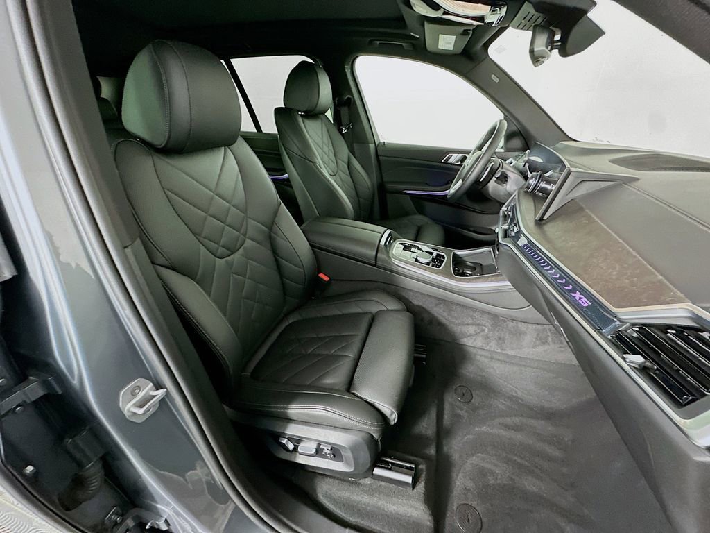 Certified 2024 BMW X5 xDrive40i w/ Parking Assistance Package image 29