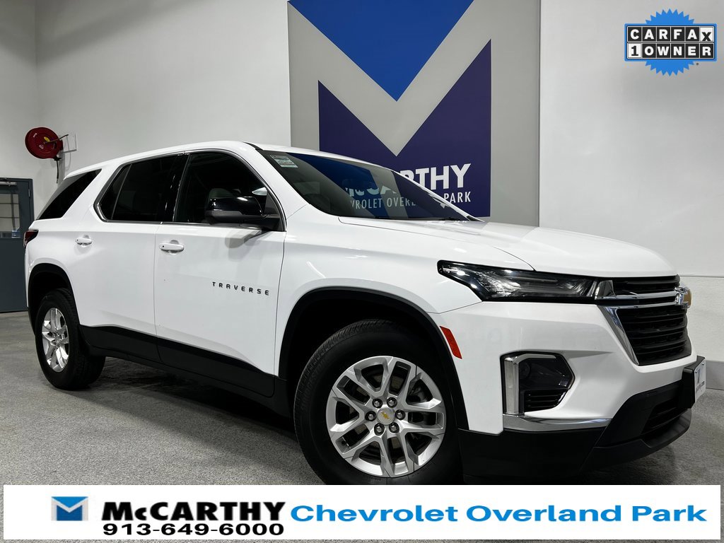 Used 2023 Chevrolet Traverse LS
