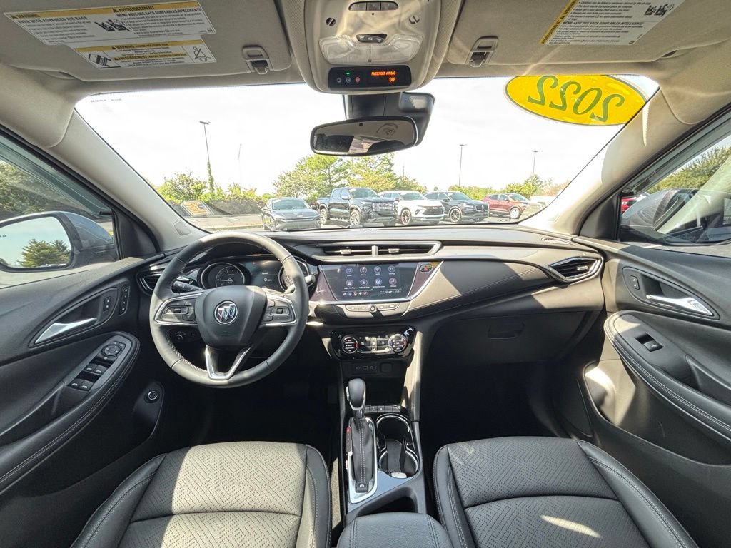 Used 2022 Buick Encore GX Essence FWD image 24