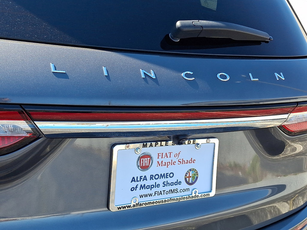 Used 2022 Lincoln Corsair Reserve w/ Equipment Group 201A image 16