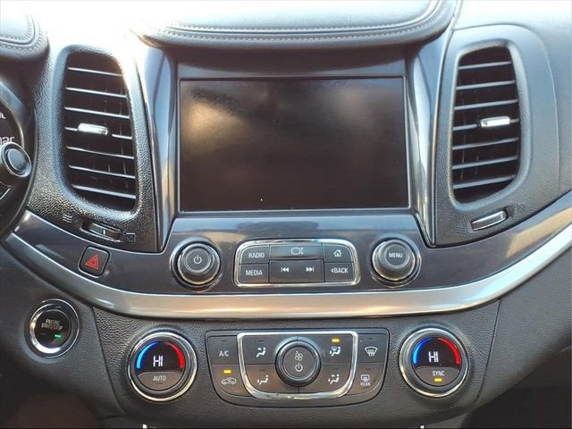 Used 2018 Chevrolet Impala LT image 17