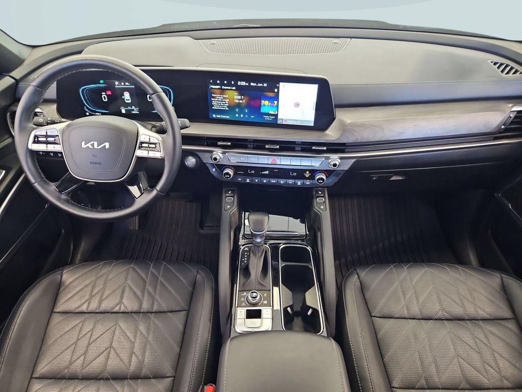 Used 2025 Kia Telluride EX X-Line AWD/4WD image 22