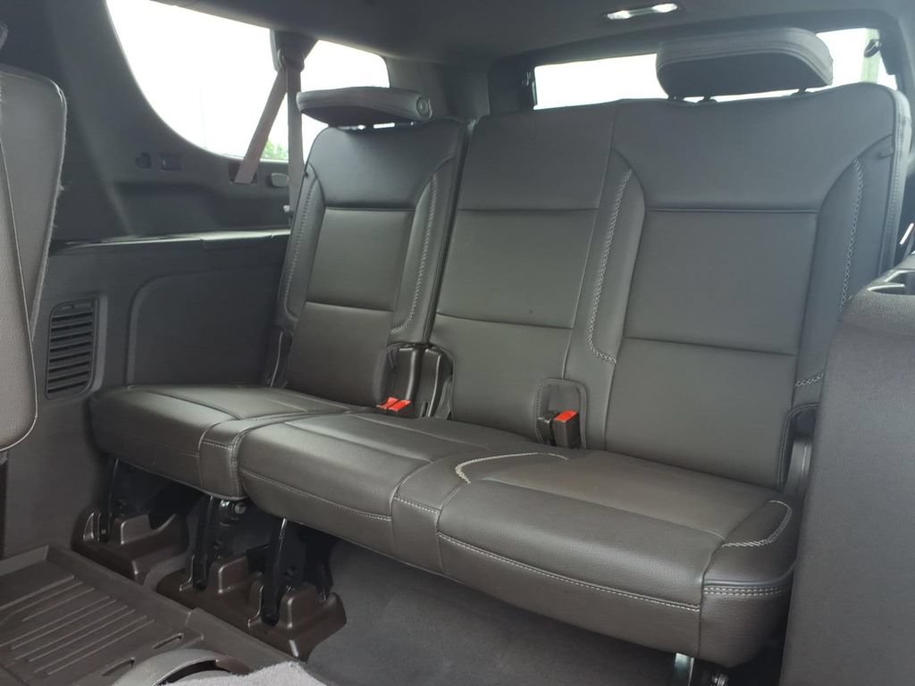 Used 2022 GMC Yukon XL Denali RWD image 21