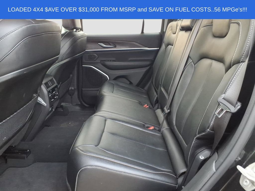 Used 2023 Jeep Grand Cherokee 4WD 4xe image 17