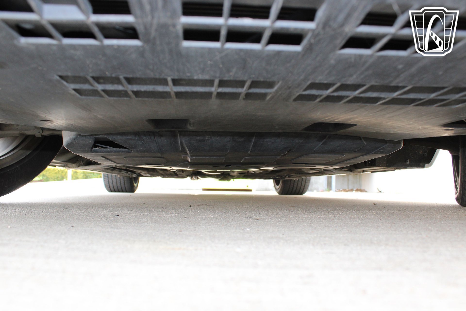 Used 2012 Jaguar XKR R RWD image 10