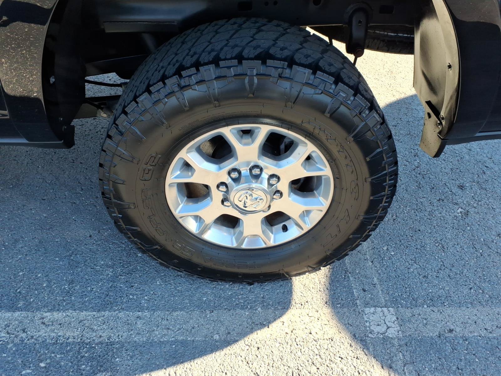 Used 2020 RAM 2500 Laramie AWD/4WD image 7
