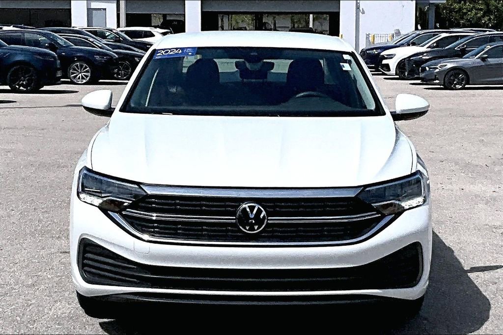 Certified 2024 Volkswagen Jetta S image 10
