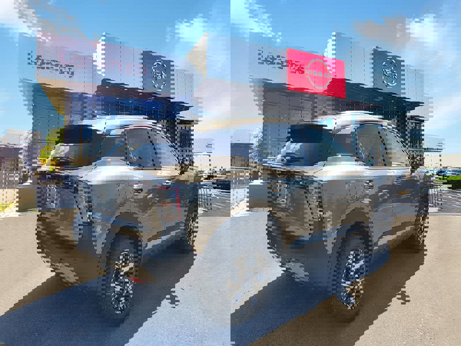 New 2026 Nissan Kicks SV image 4