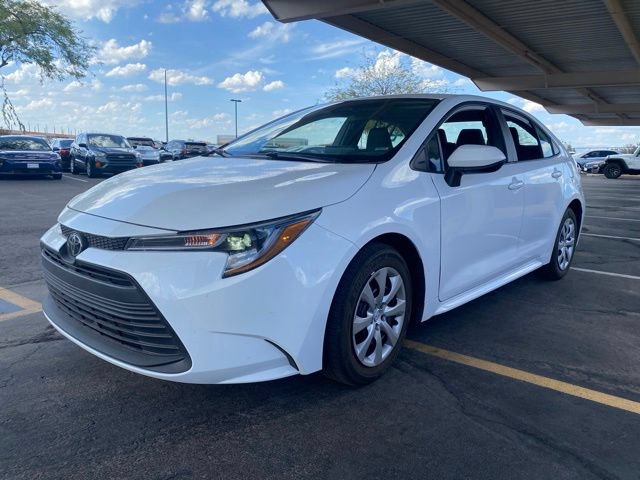 Used 2026 Toyota Corolla LE FWD image 1