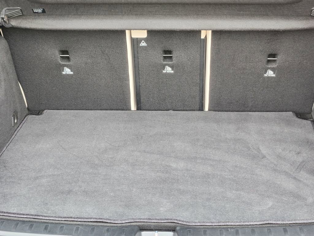 Used 2021 Mercedes-Benz GLA 250 4MATIC image 11