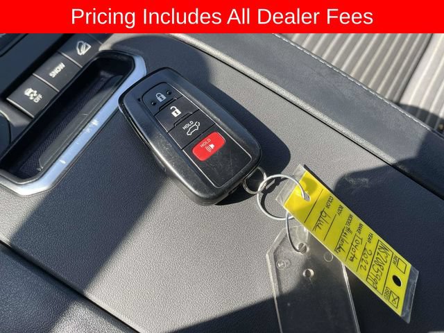 Used 2022 Toyota Highlander XSE AWD/4WD image 38