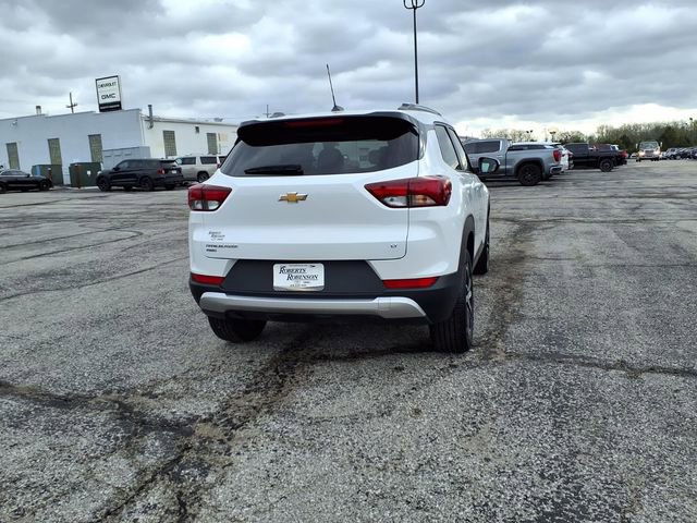 Used 2025 Chevrolet TrailBlazer LT AWD/4WD image 22