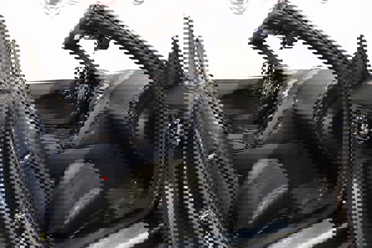 Used 2021 Jaguar F-TYPE R-Dynamic image 60