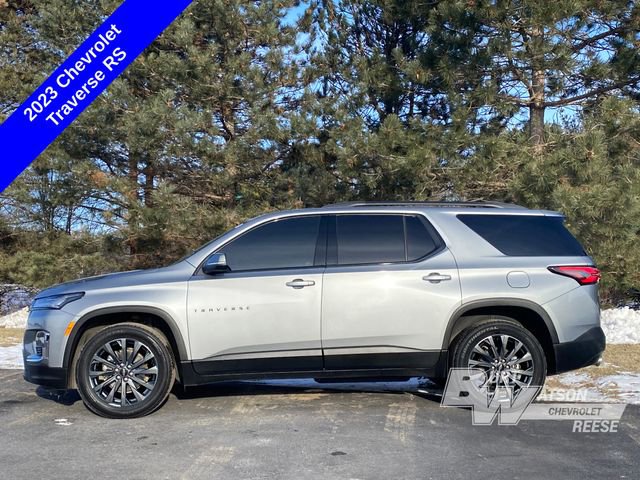 Used 2023 Chevrolet Traverse RS w/ LPO, Floor Liner Package image 3