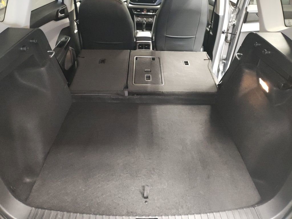 Used 2022 Volkswagen Taos SE image 15