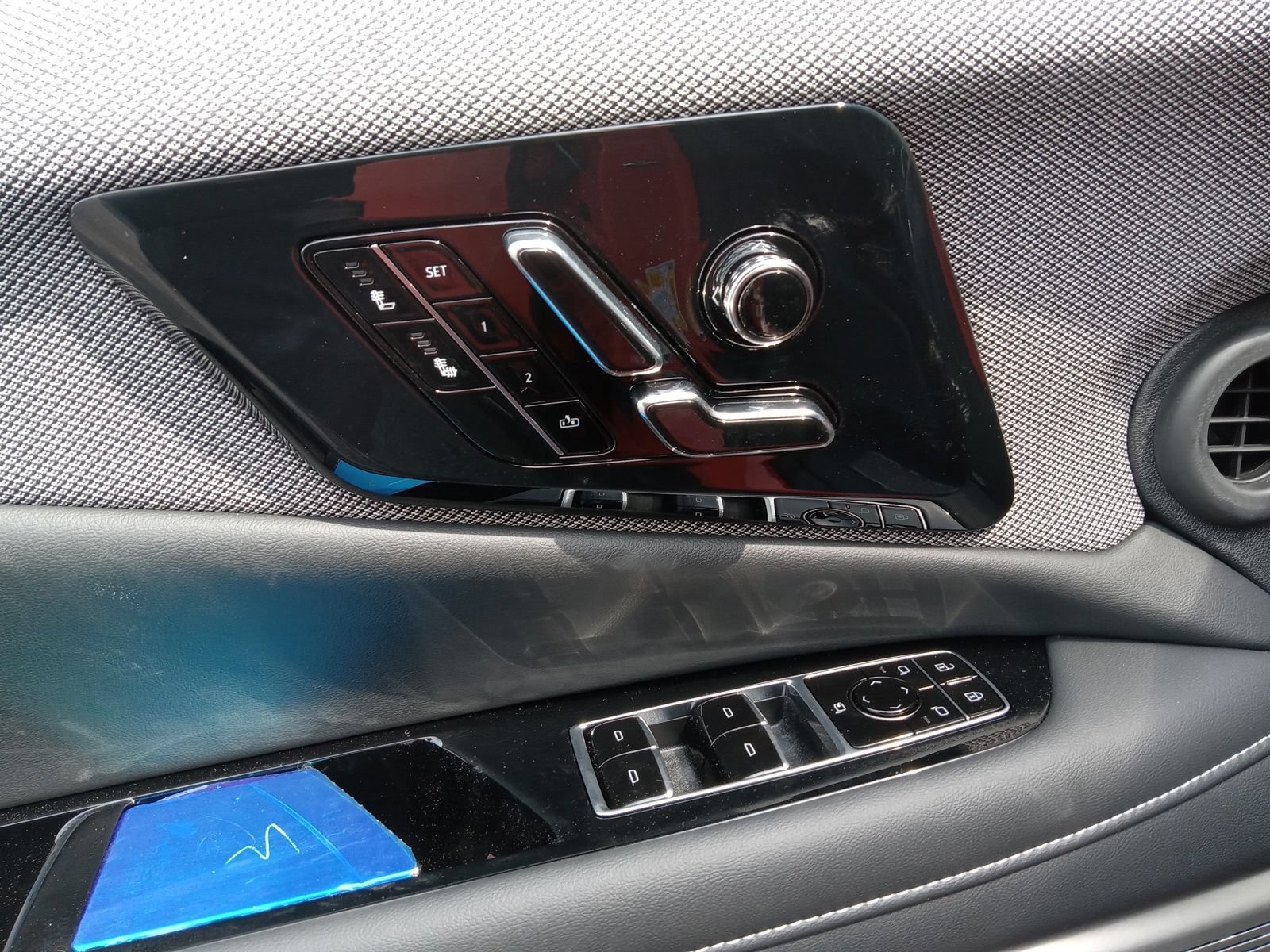 New 2027 Cadillac Optiq Sport AWD/4WD image 10