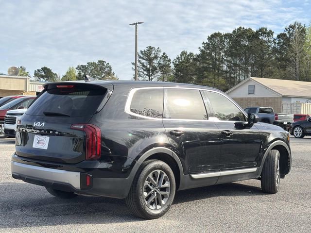 Used 2025 Kia Telluride LX image 11