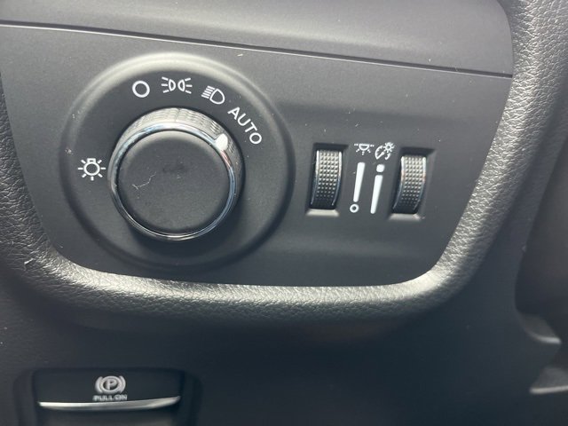 Used 2025 Jeep Grand Cherokee L Altitude image 26