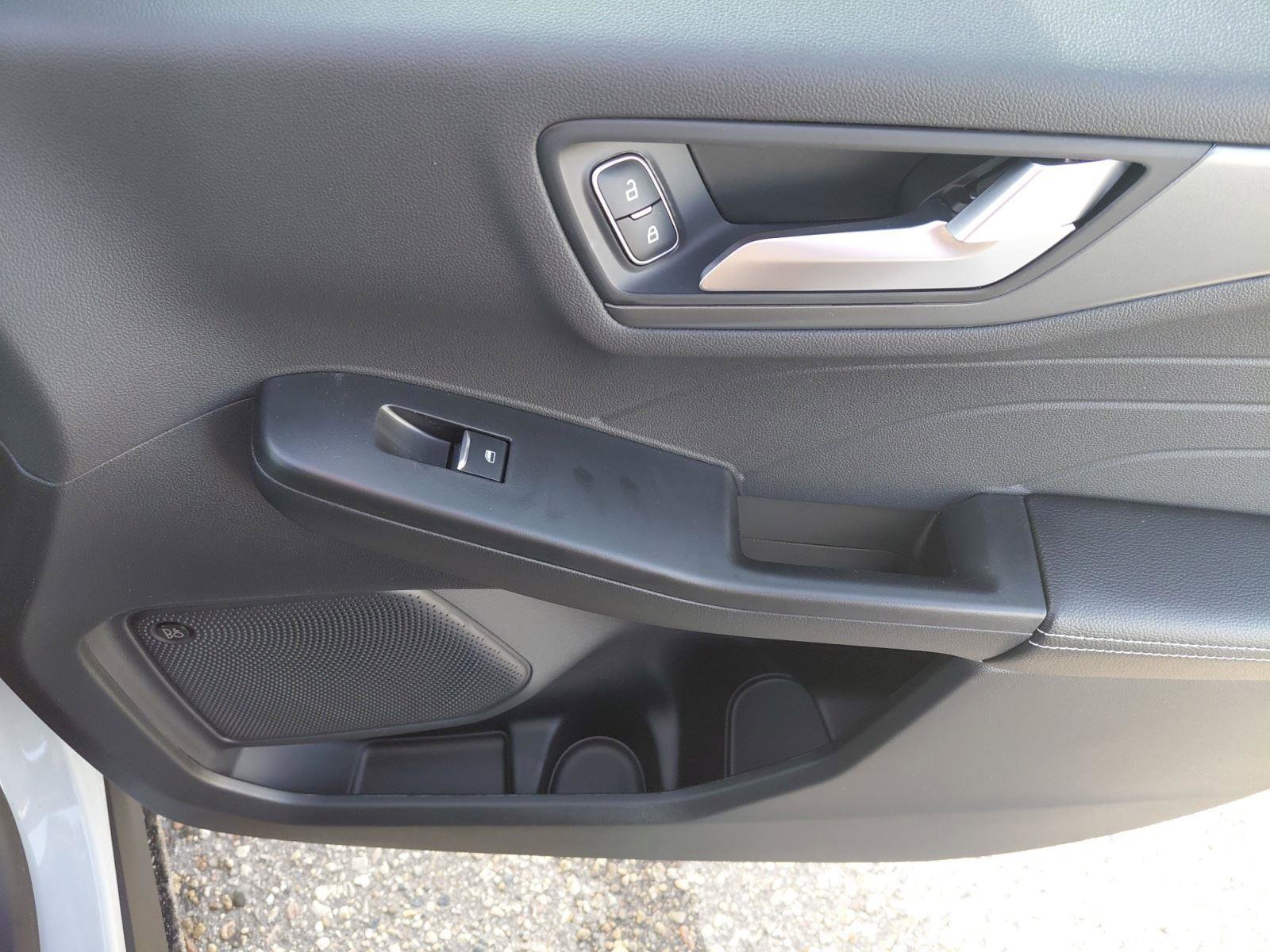 New 2026 Ford Escape Active w/ Active Premium Tech Pack image 18