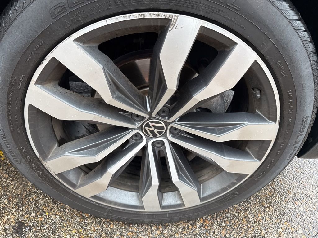 Used 2020 Volkswagen Atlas Cross Sport SEL Premium R-Line image 7