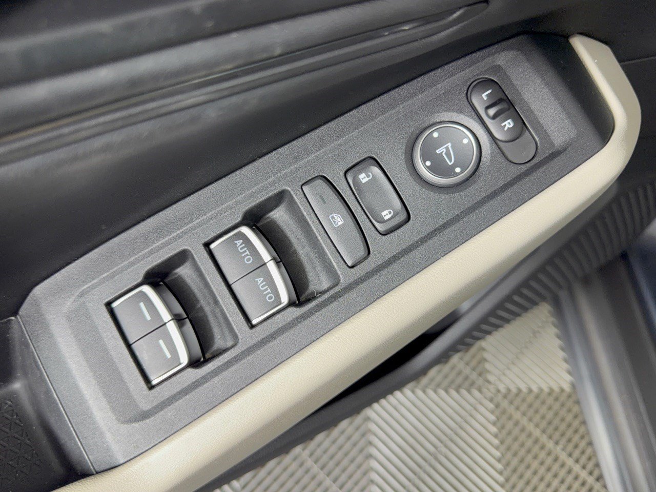 Used 2024 Honda Accord EX image 15