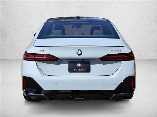 New 2026 BMW 550e xDrive AWD/4WD image 7