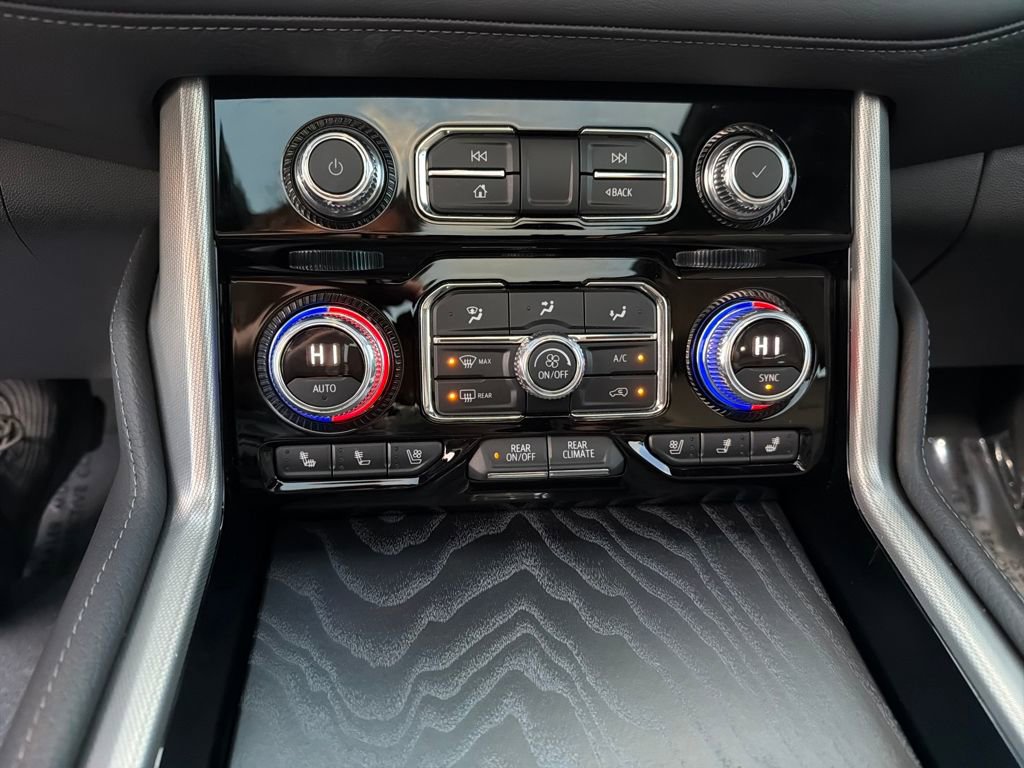 Used 2022 GMC Yukon Denali image 29