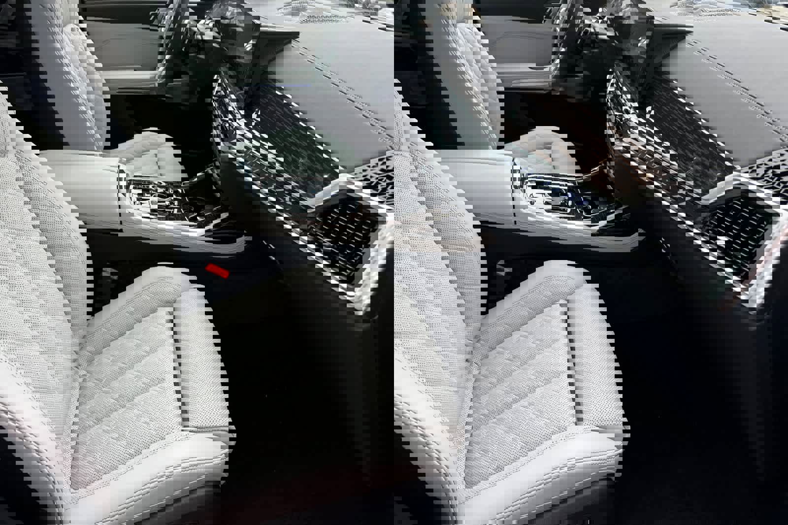 New 2026 BMW X7 xDrive40i w/ M Sport Package image 18