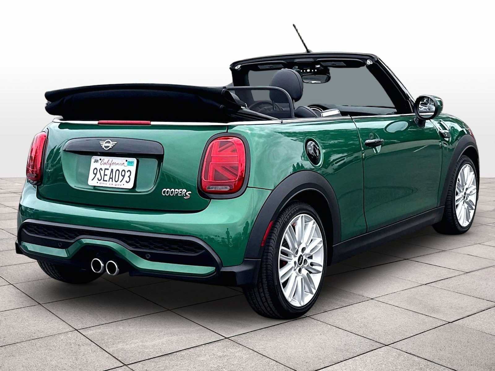 Used 2024 MINI Cooper S FWD image 15