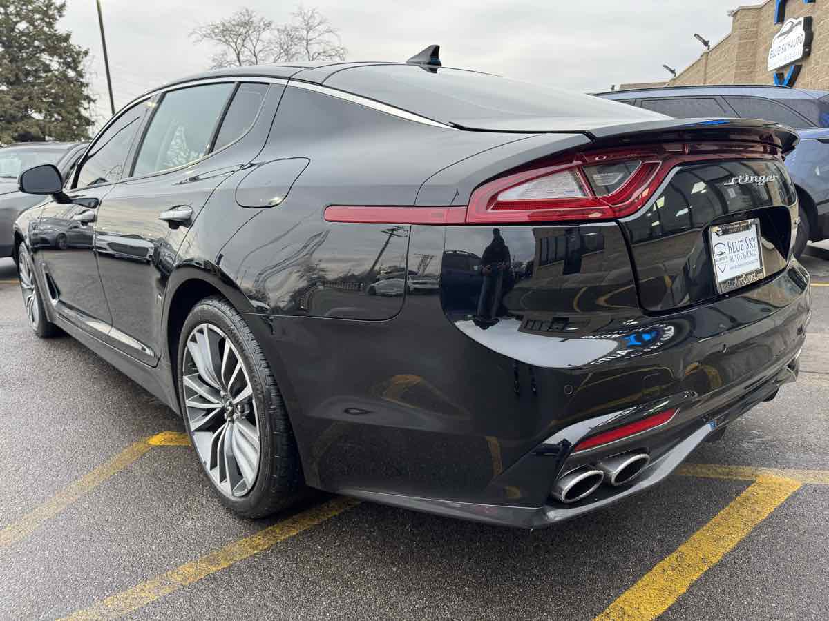Used 2018 Kia Stinger Premium image 7