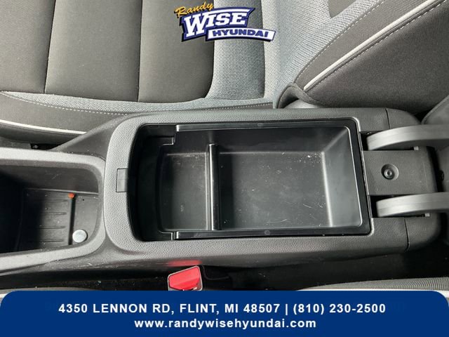 Used 2023 Chevrolet TrailBlazer LT w/ Convenience Package AWD/4WD image 24