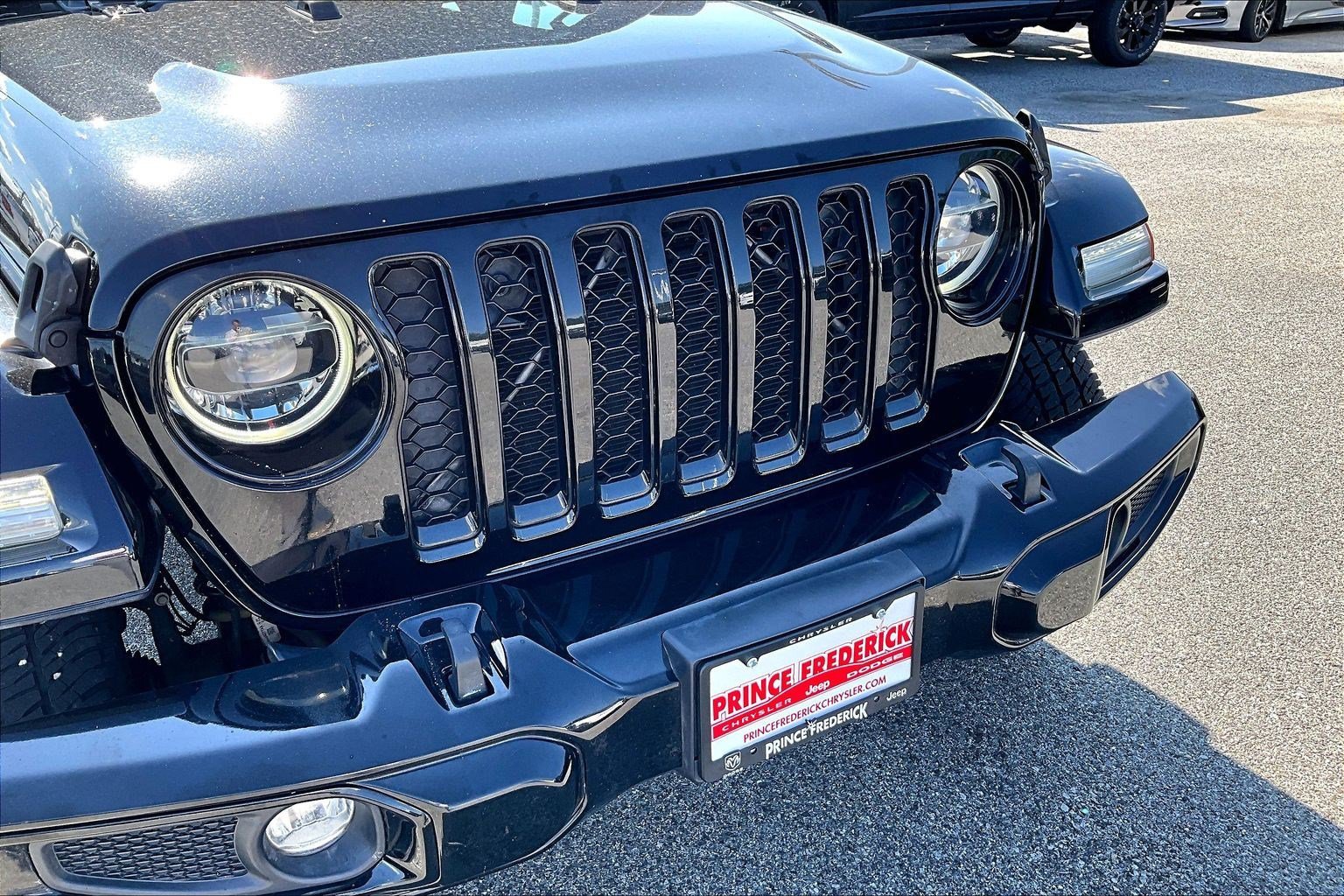 Used 2022 Jeep Gladiator Overland AWD/4WD image 25
