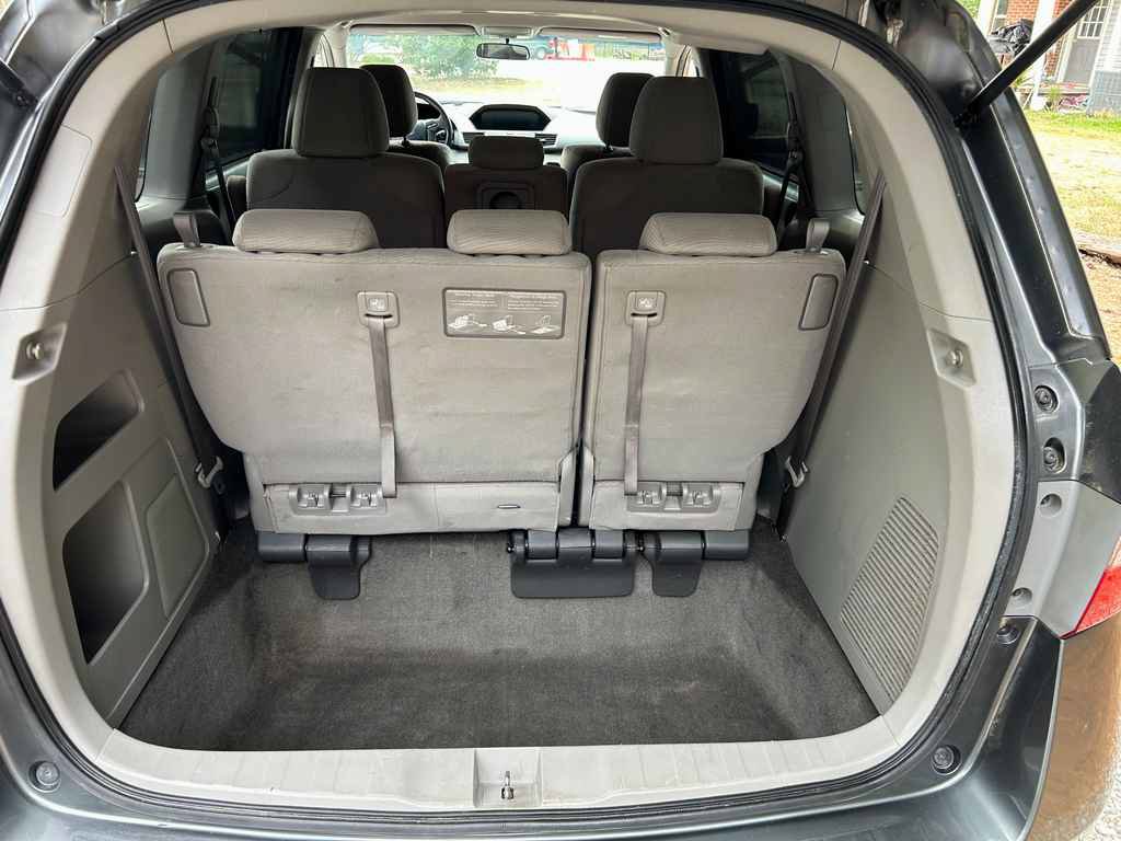 Used 2012 Honda Odyssey EX image 16