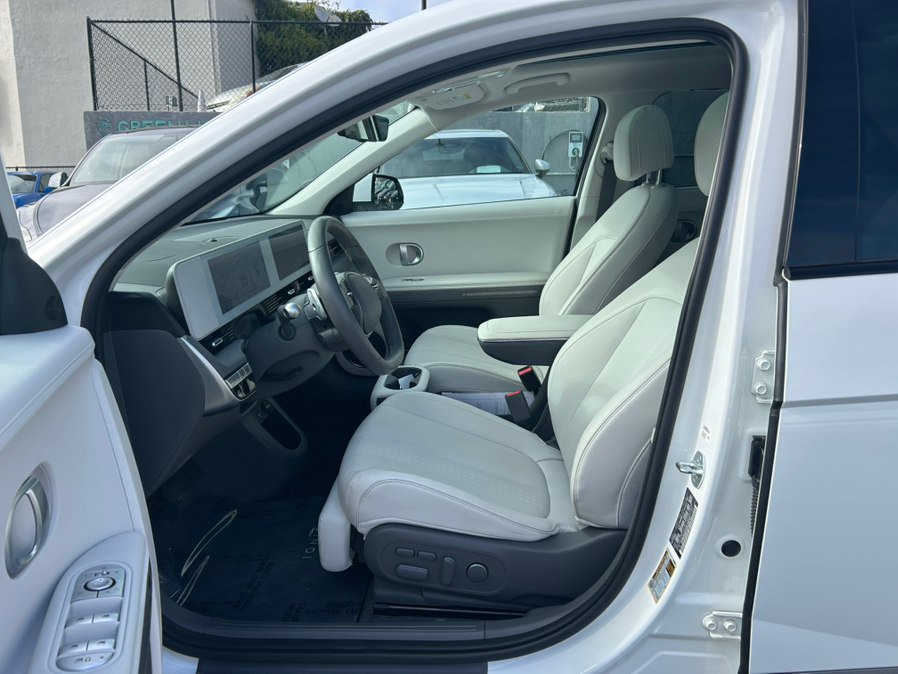 Used 2024 Hyundai Ioniq 5 Limited AWD/4WD image 13