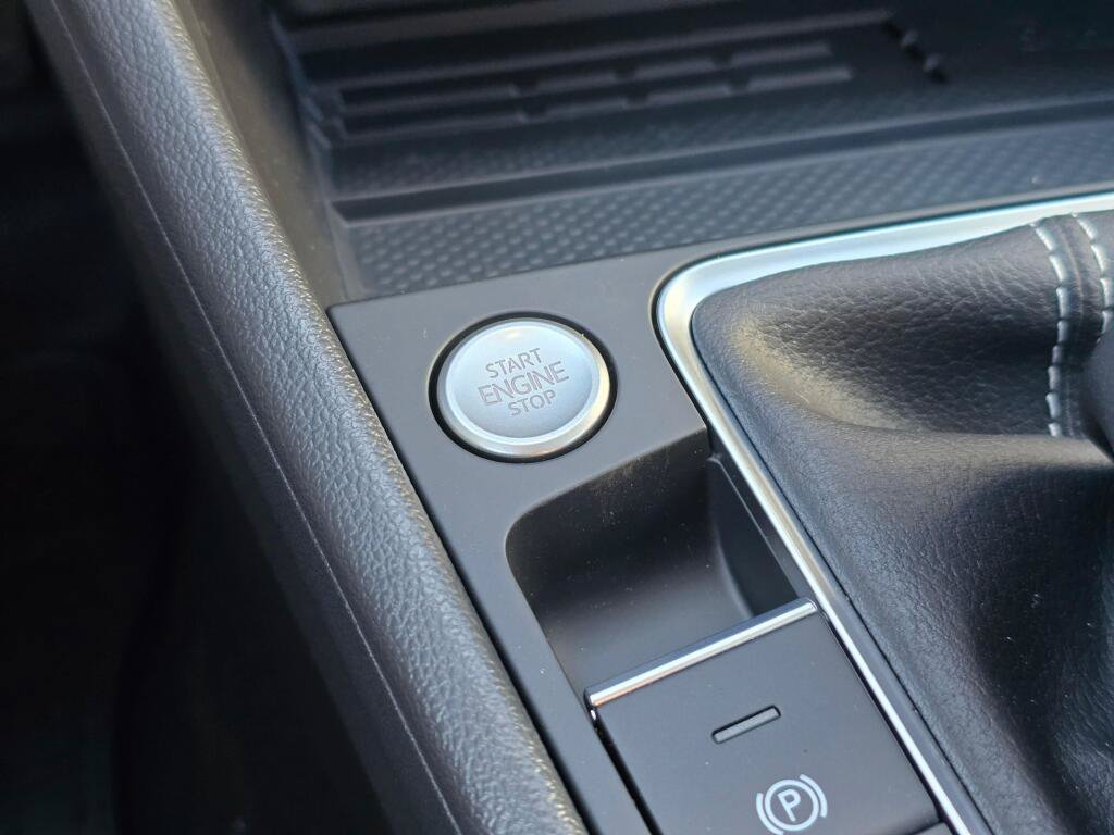 New 2027 Volkswagen Jetta SE FWD image 28