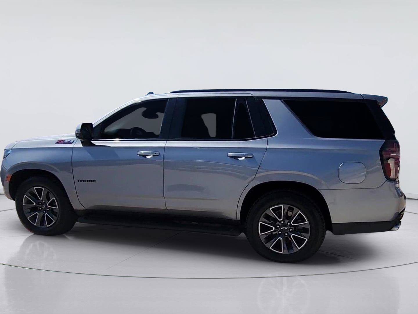 Certified 2023 Chevrolet Tahoe Z71 w/ Z71 Off-Road Package AWD/4WD image 6