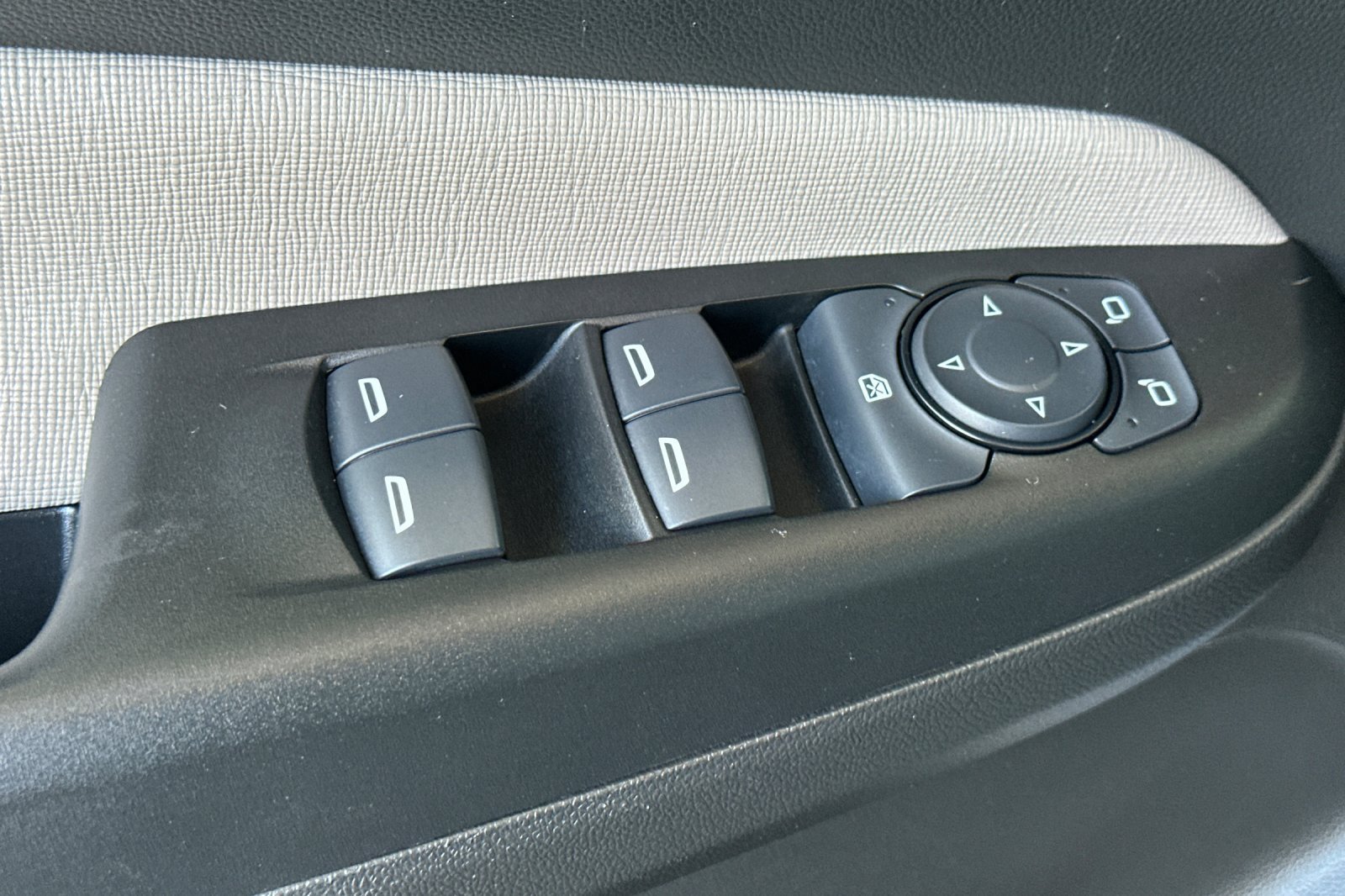 Certified 2024 Buick Envista Avenir FWD image 12